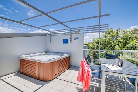 Coolum At The Beach - C Tourism 38
