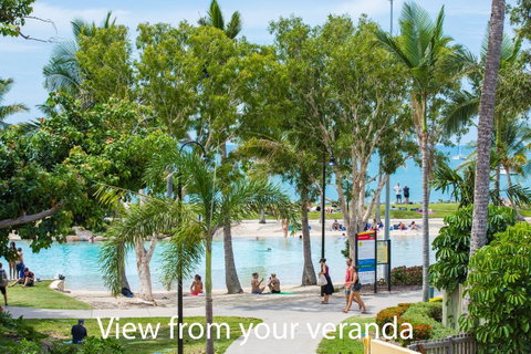 Montipora Unit 3 - In The Heart Of Airlie, Wi-fi And Netflix - C Tourism 0