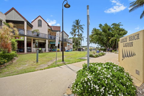 Montipora Unit 3 - In The Heart Of Airlie, Wi-fi And Netflix - C Tourism 11