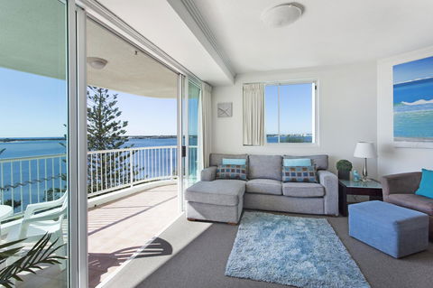 Crystal Bay On The Broadwater - C Tourism 13