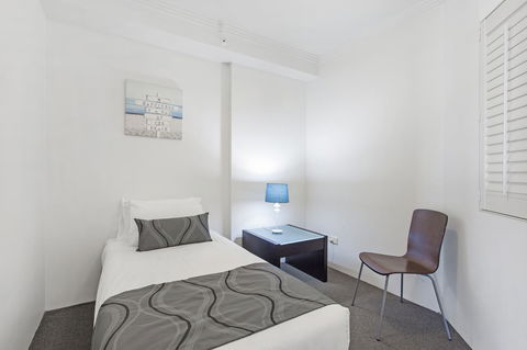 Crystal Bay On The Broadwater - C Tourism 21