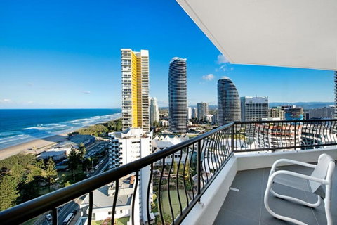 ULTIQA Beach Haven On Broadbeach - C Tourism 8