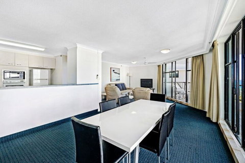 ULTIQA Beach Haven On Broadbeach - C Tourism 37