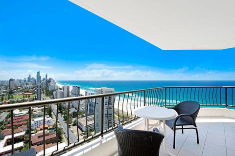ULTIQA Beach Haven On Broadbeach - C Tourism 16