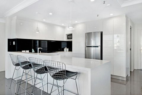 ULTIQA Beach Haven On Broadbeach - C Tourism 9
