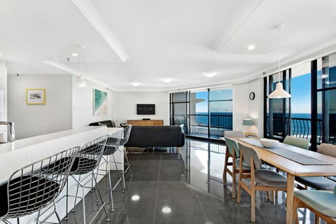 ULTIQA Beach Haven On Broadbeach - C Tourism 10