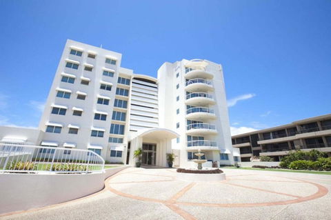 Regency On The Beach - C Tourism 14