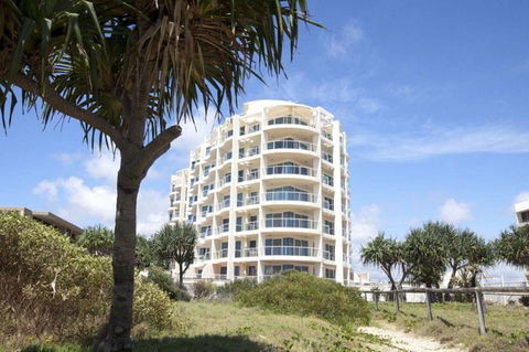 Regency On The Beach - C Tourism 12