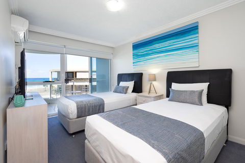 Regency On The Beach - C Tourism 1