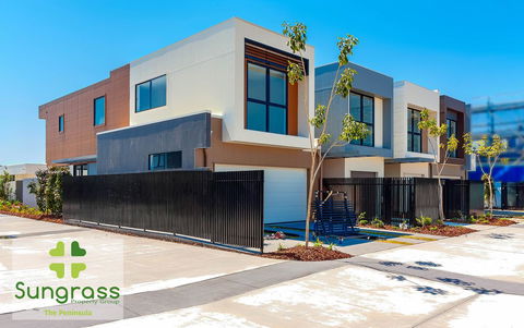 The Residences At The Peninsula - C Tourism 44