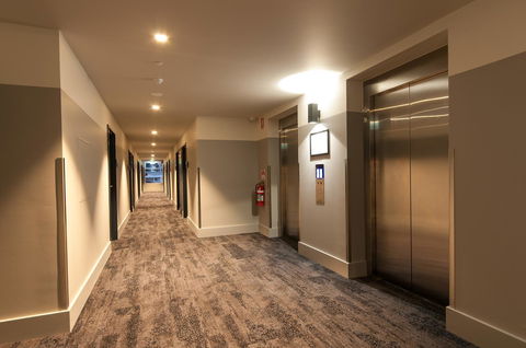 Woodroffe Hotel - C Tourism 16