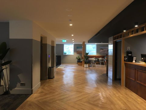 Woodroffe Hotel - C Tourism 7