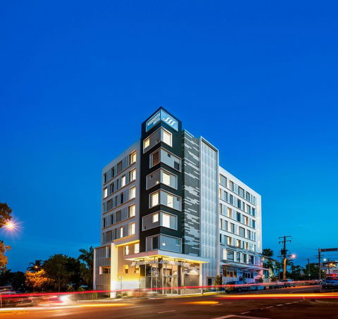 Woodroffe Hotel - C Tourism 20