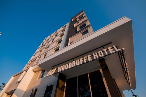 Woodroffe Hotel - C Tourism 18