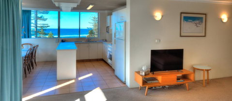 Oceania On Burleigh Beach - C Tourism 2