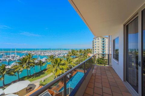 Mantra Mackay - C Tourism 15
