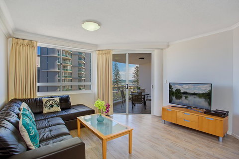 Kirra Beach Apartments - C Tourism 19