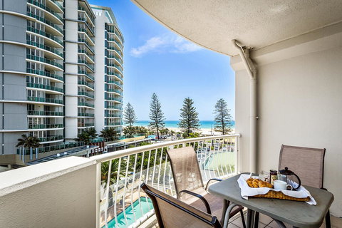 Kirra Beach Apartments - C Tourism 29