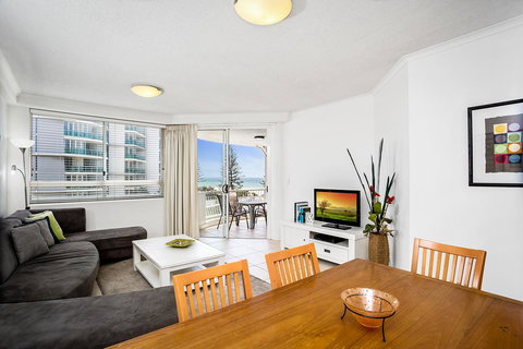 Kirra Beach Apartments - C Tourism 31