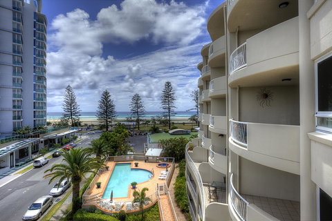 Kirra Beach Apartments - C Tourism 26