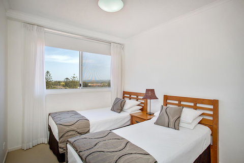 Kirra Beach Apartments - C Tourism 32