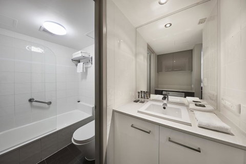 Novotel Surfers Paradise - C Tourism 19