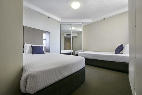 Novotel Surfers Paradise - C Tourism 12