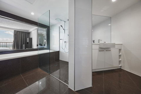 Novotel Surfers Paradise - C Tourism 20