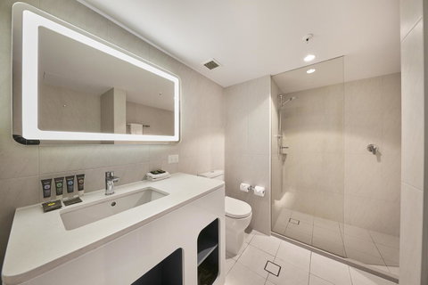 Novotel Surfers Paradise - C Tourism 16