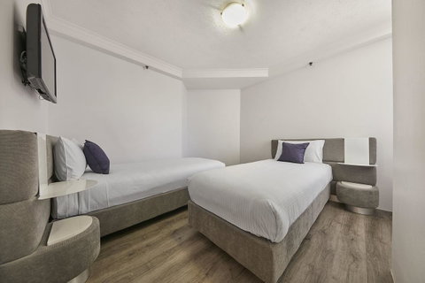 Novotel Surfers Paradise - C Tourism 23