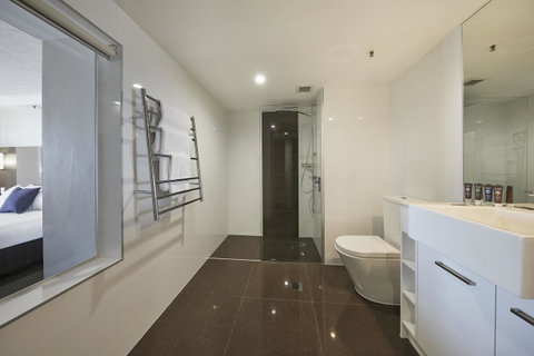 Novotel Surfers Paradise - C Tourism 30