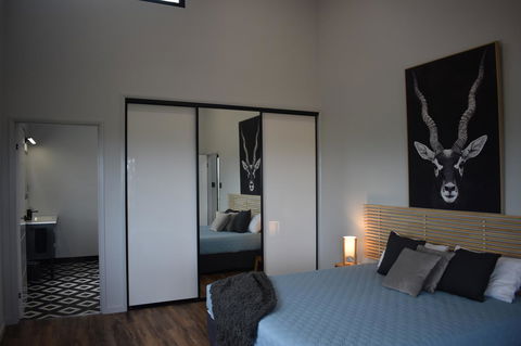 Ironbark House - C Tourism 25