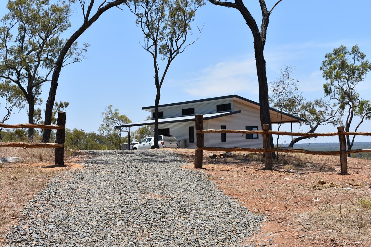 Lake Tinaroo ACT C Tourism