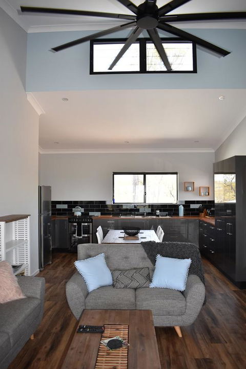 Ironbark House - C Tourism 18