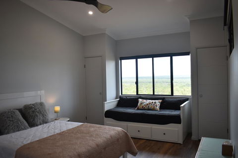 Ironbark House - C Tourism 36