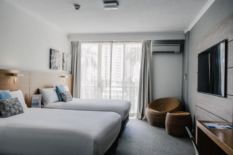 Novotel Cairns Oasis Resort - C Tourism 3