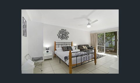 Bay Of Palms - C Tourism 26
