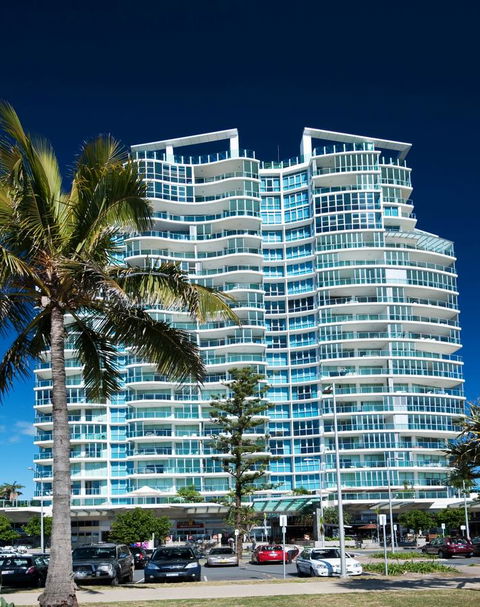 Reflection On The Sea - C Tourism 25