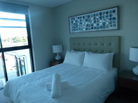 Pure Kirra - C Tourism 22