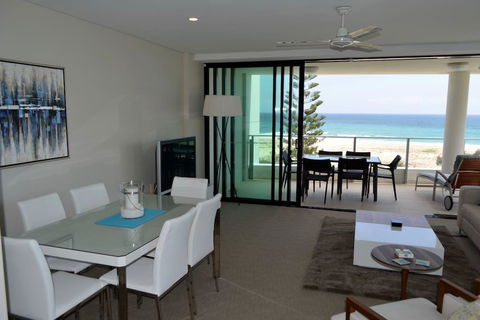 Pure Kirra - C Tourism 6