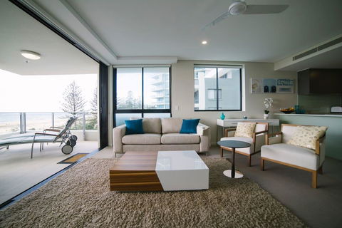Pure Kirra - C Tourism 9