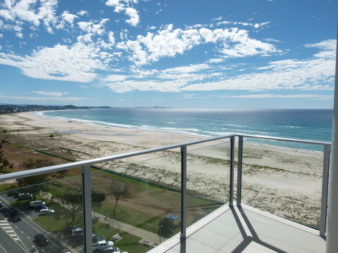 Pure Kirra - C Tourism 0