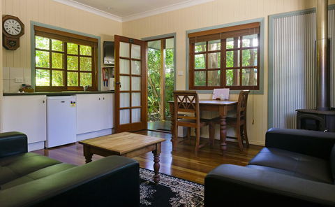 Allumbah Pocket Cottages - C Tourism 29