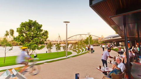 Evolution Apartments - C Tourism 22