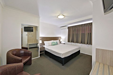 Smart Motels Bert Hinkler - C Tourism 26