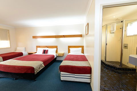 Smart Motels Bert Hinkler - C Tourism 3
