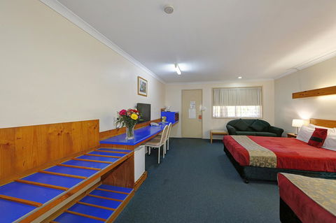 Smart Motels Bert Hinkler - C Tourism 10