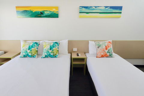 Palm Beach Hotel - C Tourism 1