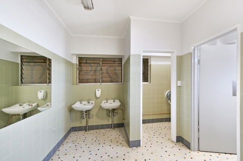 Palm Beach Hotel - C Tourism 24