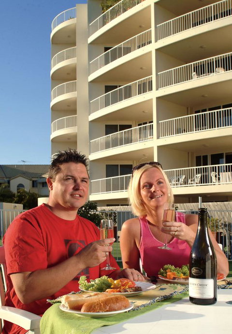 Fairways Golf & Beach Retreat Bribie Island - C Tourism 11
